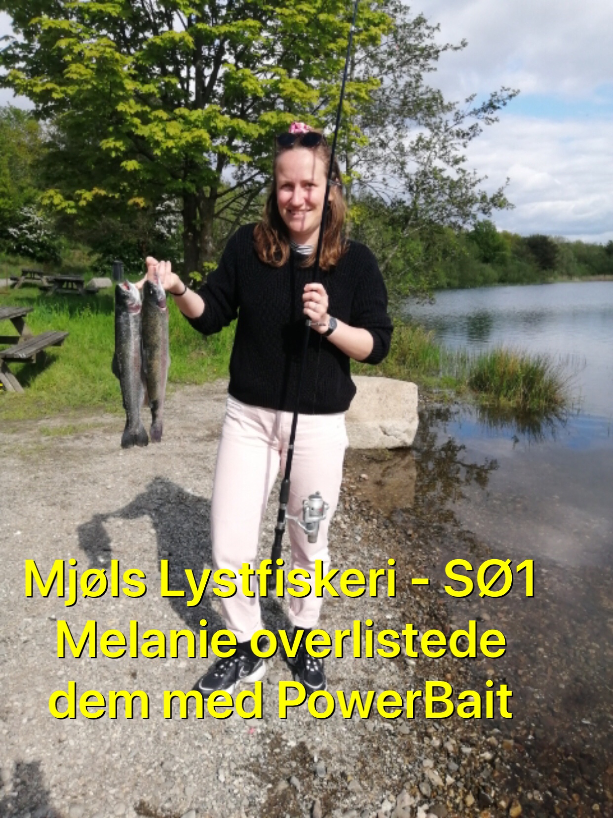 Melanie fangede aftensmade onsdag eftermiddag i Mjøls Melanie fangede aftensmade onsdag eftermiddag i Mjøls