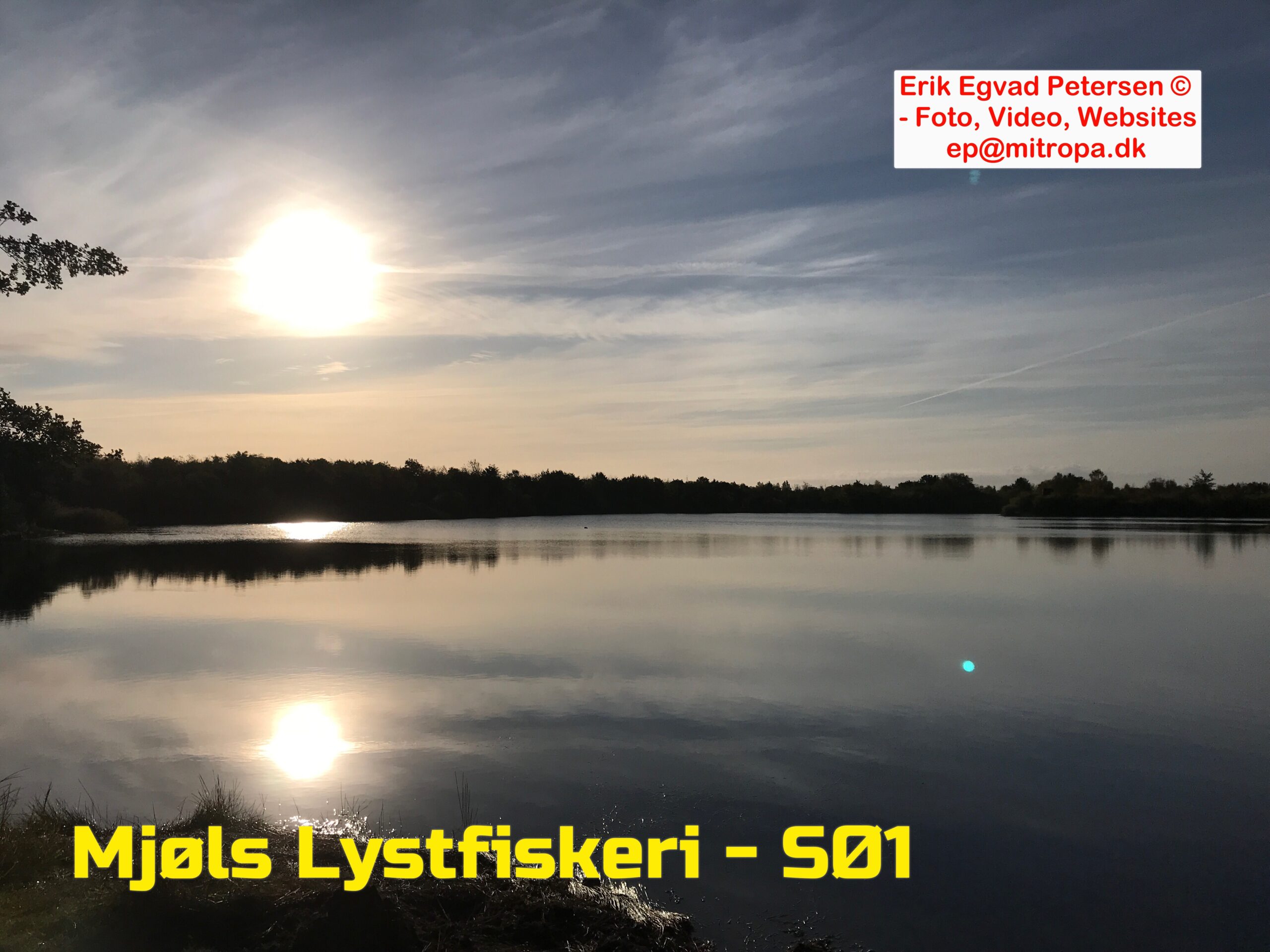 Flot vejr til en tur med fiskestangen Flot vejr til en tur med fiskestangen